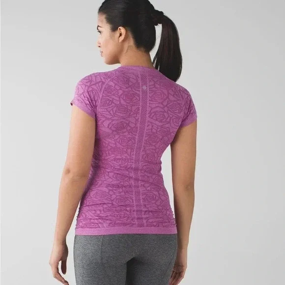 Lululemon Swiftly Tech Short Sleeve Crew Size 6 - Picture 3 of 11